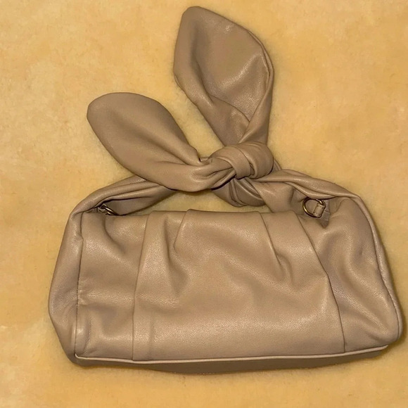 Folded Knot Handbag - Picture 2 of 3